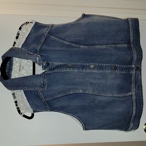Jean Shirt with Complete Lace Back